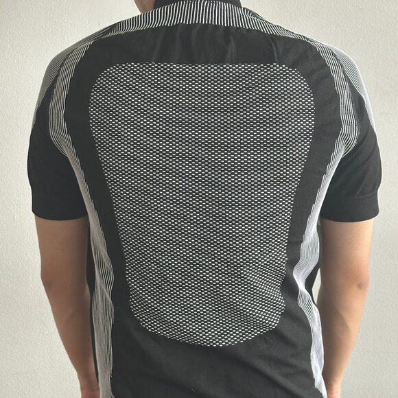 MISBHV Black Active Sport Short Sleeve Turtleneck – Size L/XL - Picture 2 of 6